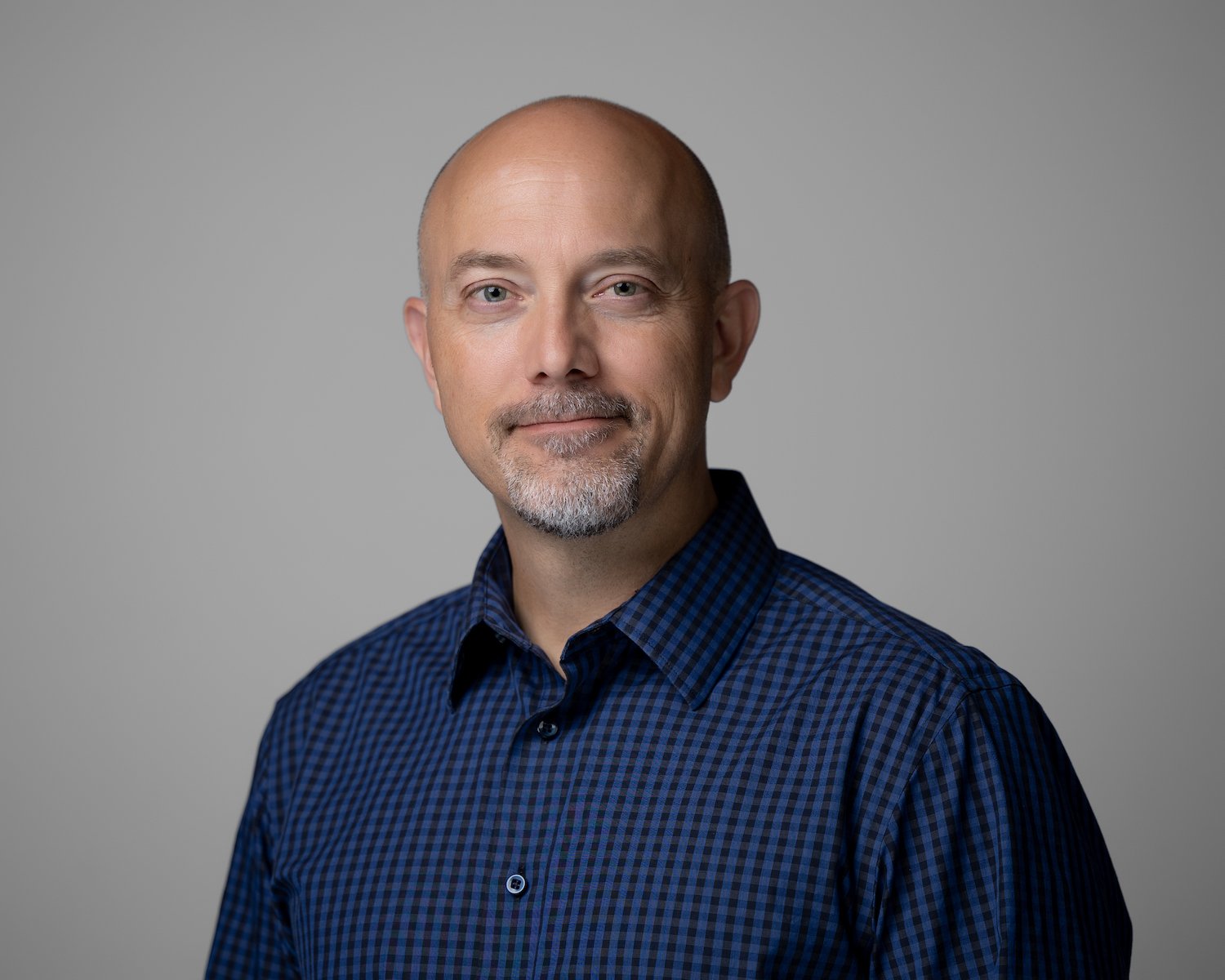 Tim Fergestad, neutral background